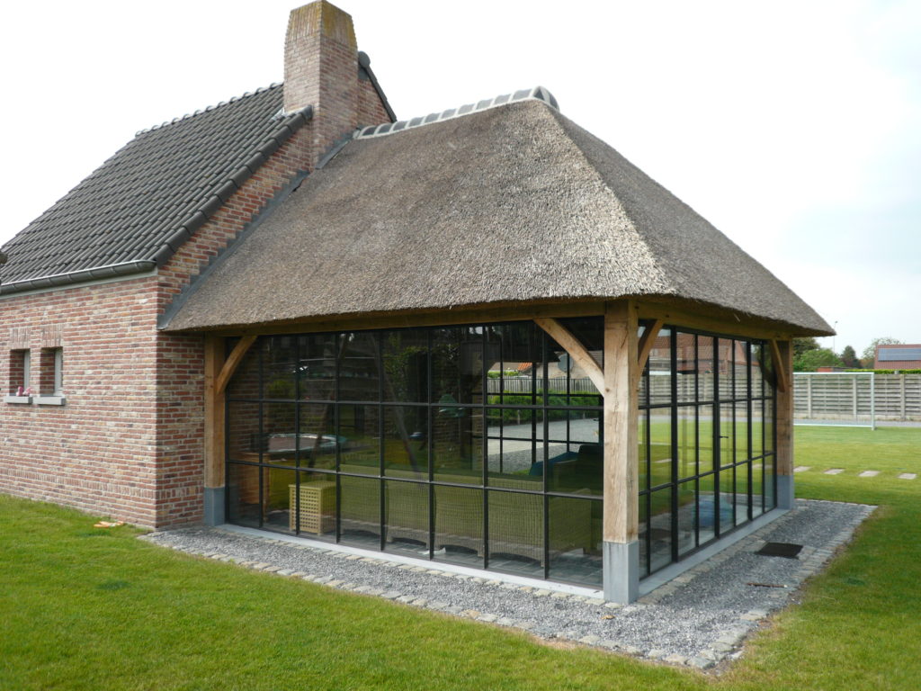 Tuinhuis door Dirk van Gompel